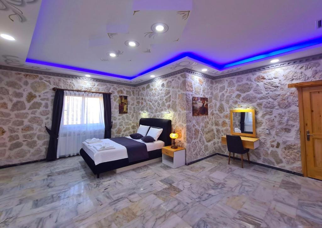 Vadi Su Apart Hotel Kas Bagian luar foto
