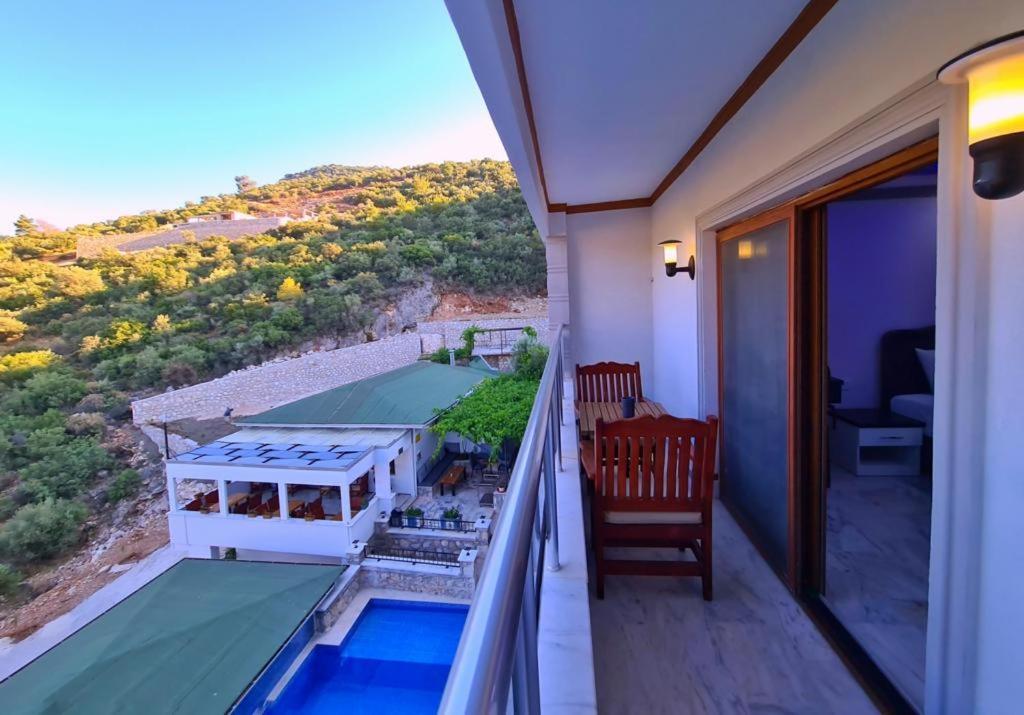 Vadi Su Apart Hotel Kas Bagian luar foto